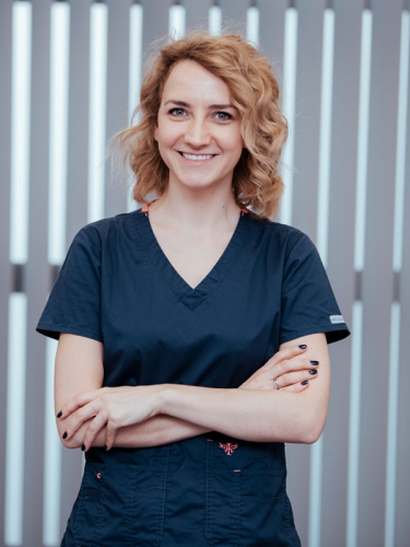 dr n. med. Agata Koprowiczspecjalista stomatologii zachowawczej z endodoncją